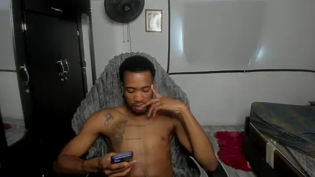 Kofi_exotic_2 Webcam Show