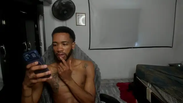 Kofi_exotic_2 webcam show