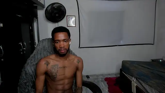 Show de webcam de Kofi_exotic_2