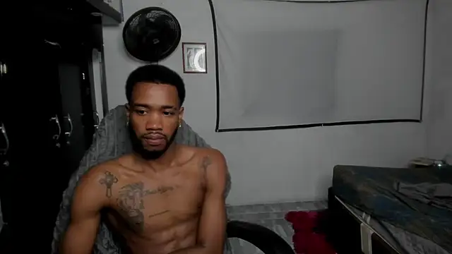 Kofi_exotic_2 Webcam-Show