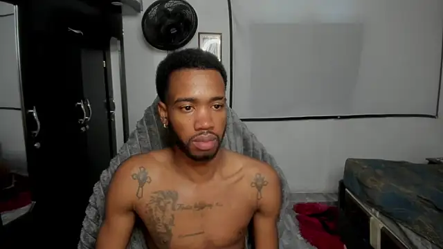 Kofi_exotic_2 Show Webcam