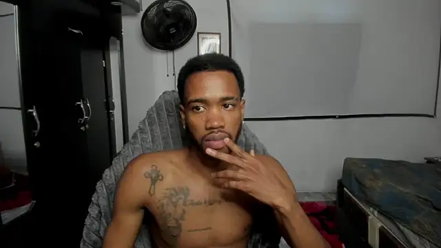 Вебкам-шоу Kofi_exotic_2