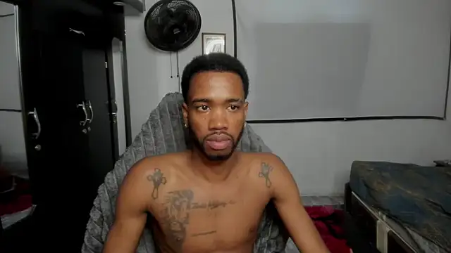 Kofi_exotic_2 Show in webcam