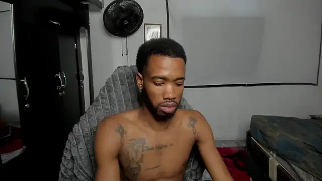 Kofi_exotic_2 Webcam Show