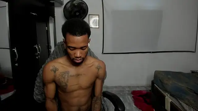 Kofi_exotic_2 Show in webcam
