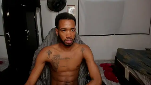 Pokazy przed kamerką – Kofi_exotic_2