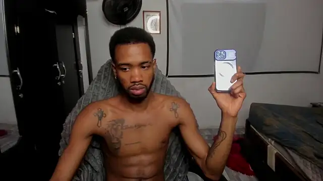 Kofi_exotic_2 Show in webcam