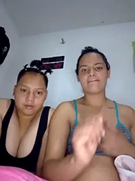 PinkMoonGirls Webcamshow