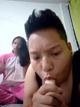 PinkMoonGirls 网络视讯表演