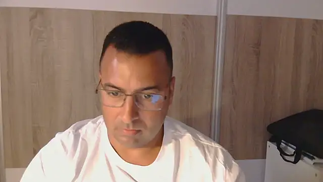 VanillaTime78-Jorge Show Webcam