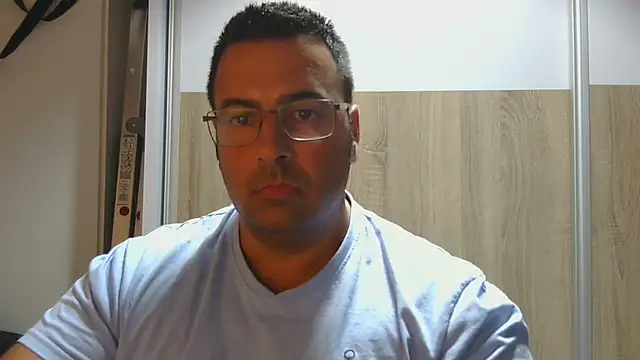 VanillaTime78-Jorge Show in webcam