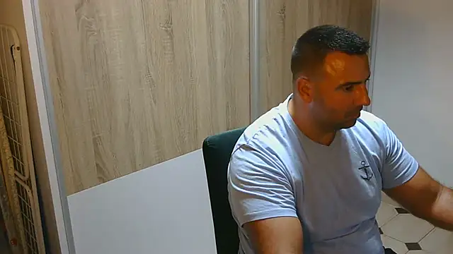 VanillaTime78-Jorge Show in webcam