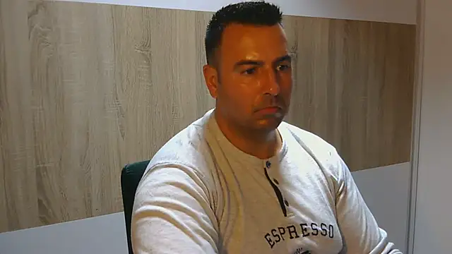 Show de VanillaTime78-Jorge na webcam