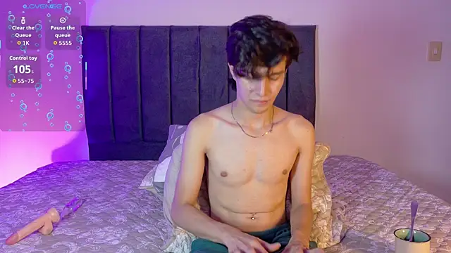 axxxel_twink Webcamshow