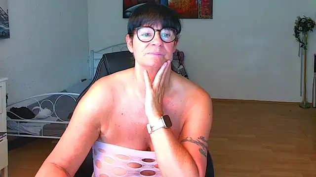 Sylly 即時 XXX 聊天
