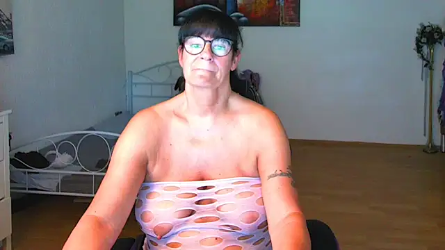 Sylly's Live XXX Chat