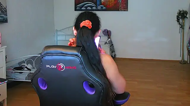 Sylly Live XXX-Chat
