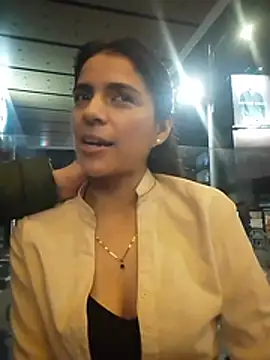 EvaMiranda Adlı Modelin Canlı XXX Sohbeti