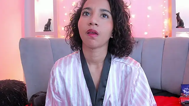 Chat +18 de Emily_bruss ao vivo