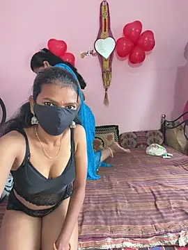 הופעת וובקאם של Payal_143
