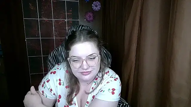 הופעת וובקאם של Teasing_Dora