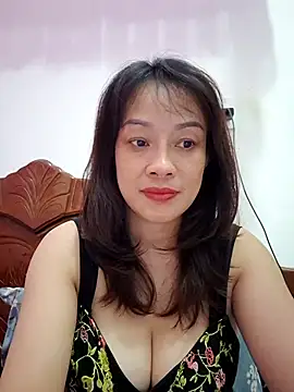 Baby-sweettits69 Show Webcam