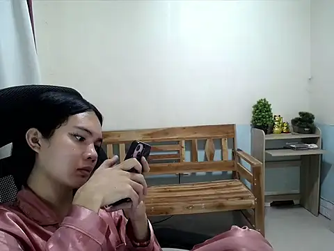 devine_goddess' Webcam Show