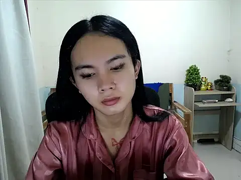 devine_goddess Show Webcam
