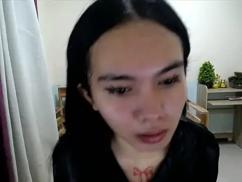 devine_goddess Webcam Show