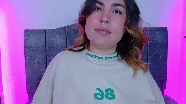 Kennya_Rodriguez live-chat rom