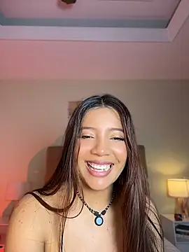 Pushaina__1's Webcam Show