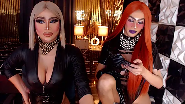 MonstrousCockDiva Pertunjukan Webcam