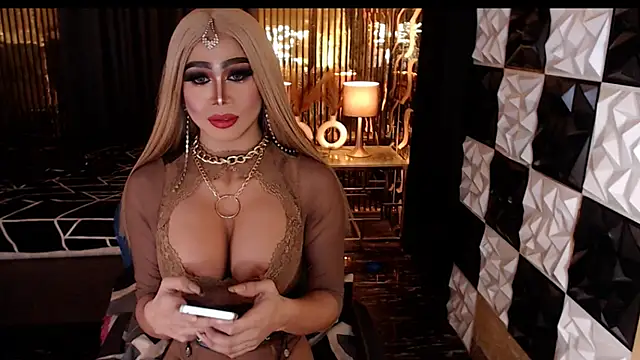 Show Webcam de MonstrousCockDiva