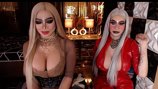 Show de MonstrousCockDiva na webcam