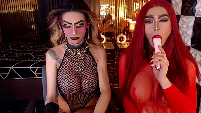 MonstrousCockDiva – webcam-show