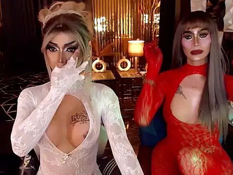 Show de MonstrousCockDiva na webcam