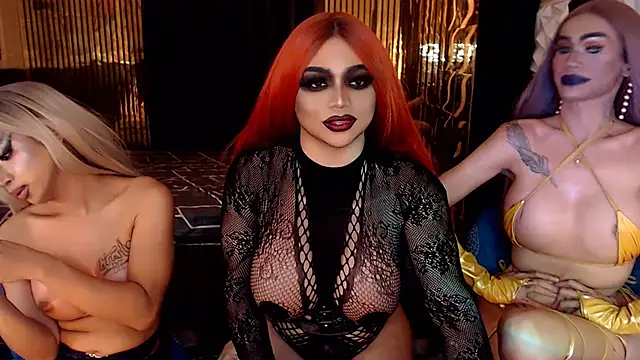 MonstrousCockDiva Pertunjukan Webcam