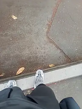 andresj22hot Show in webcam