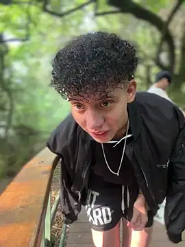 yoursexyjose Show Webcam