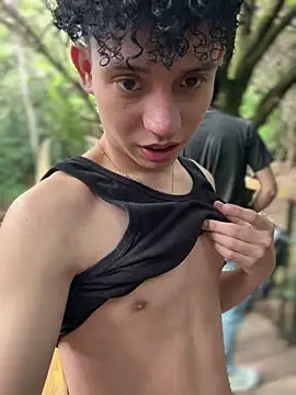 yoursexyjose's Webcam Show
