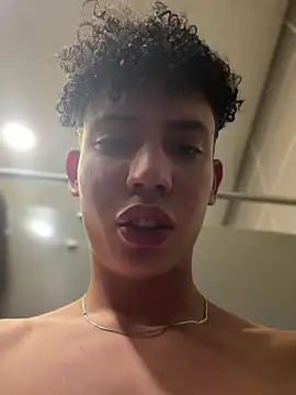 yoursexyjose Webcam-Show
