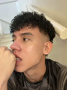 yoursexyjose লাইভ XXX চ্যাট
