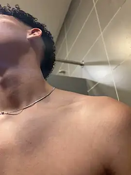 yoursexyjose Webcam Show