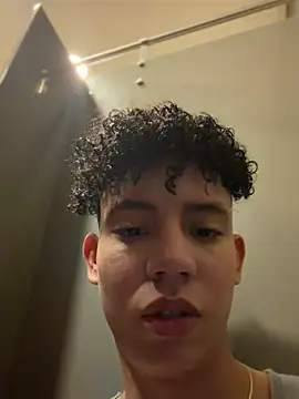 عرض كام yoursexyjose