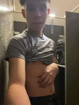 Show de yoursexyjose na webcam