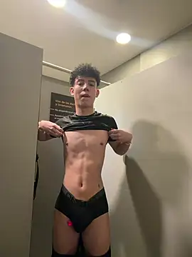 yoursexyjose – webcam-show
