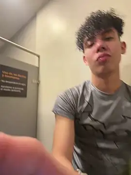 yoursexyjose Webcam show