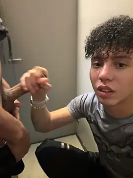 yoursexyjose Webcamshow