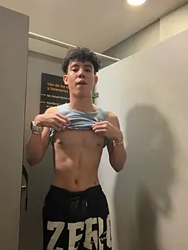 yoursexyjose Webcamshow