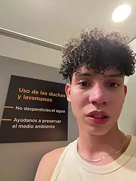 yoursexyjose's Webcam Show